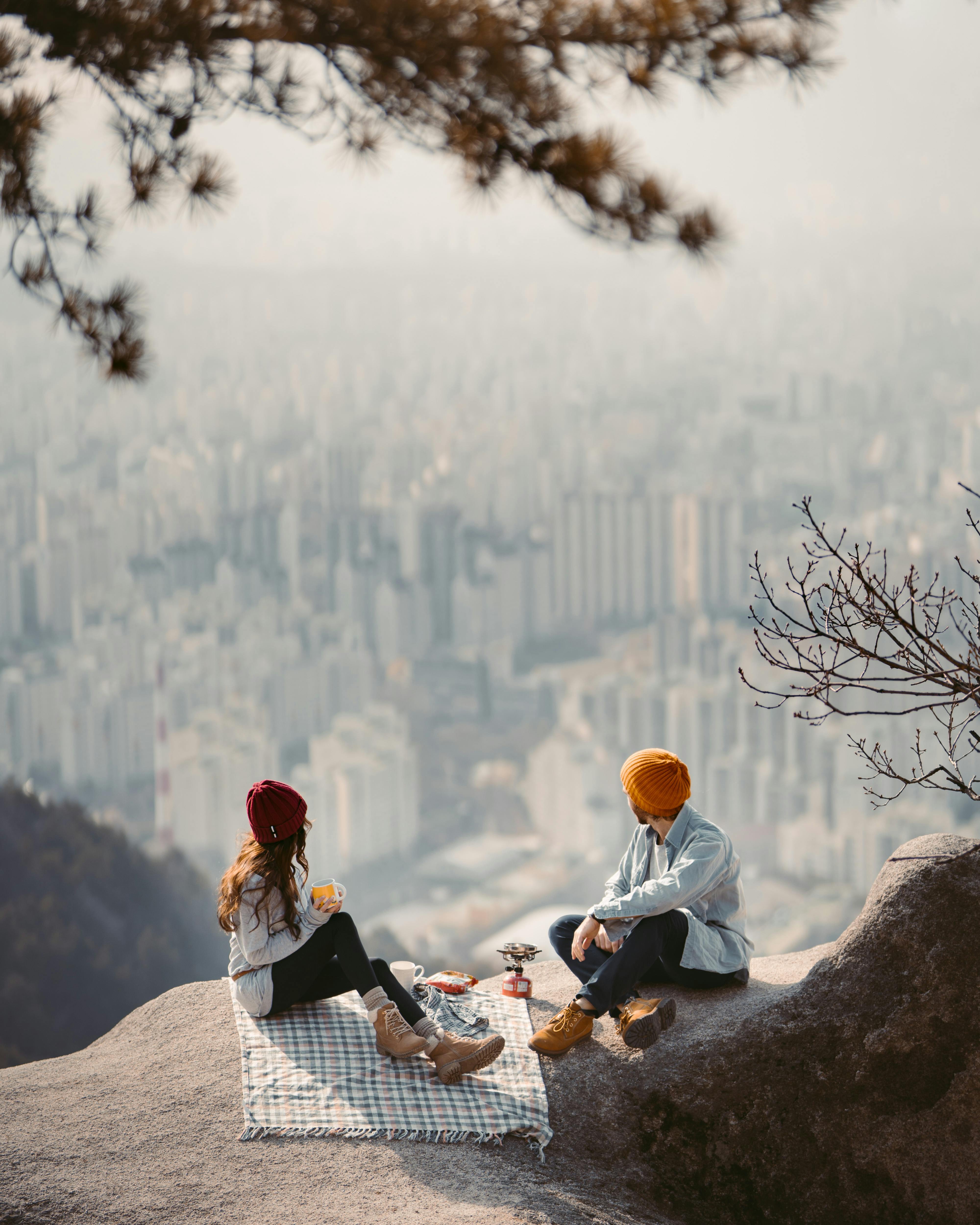 40 of the Best First Date Conversation Starters​