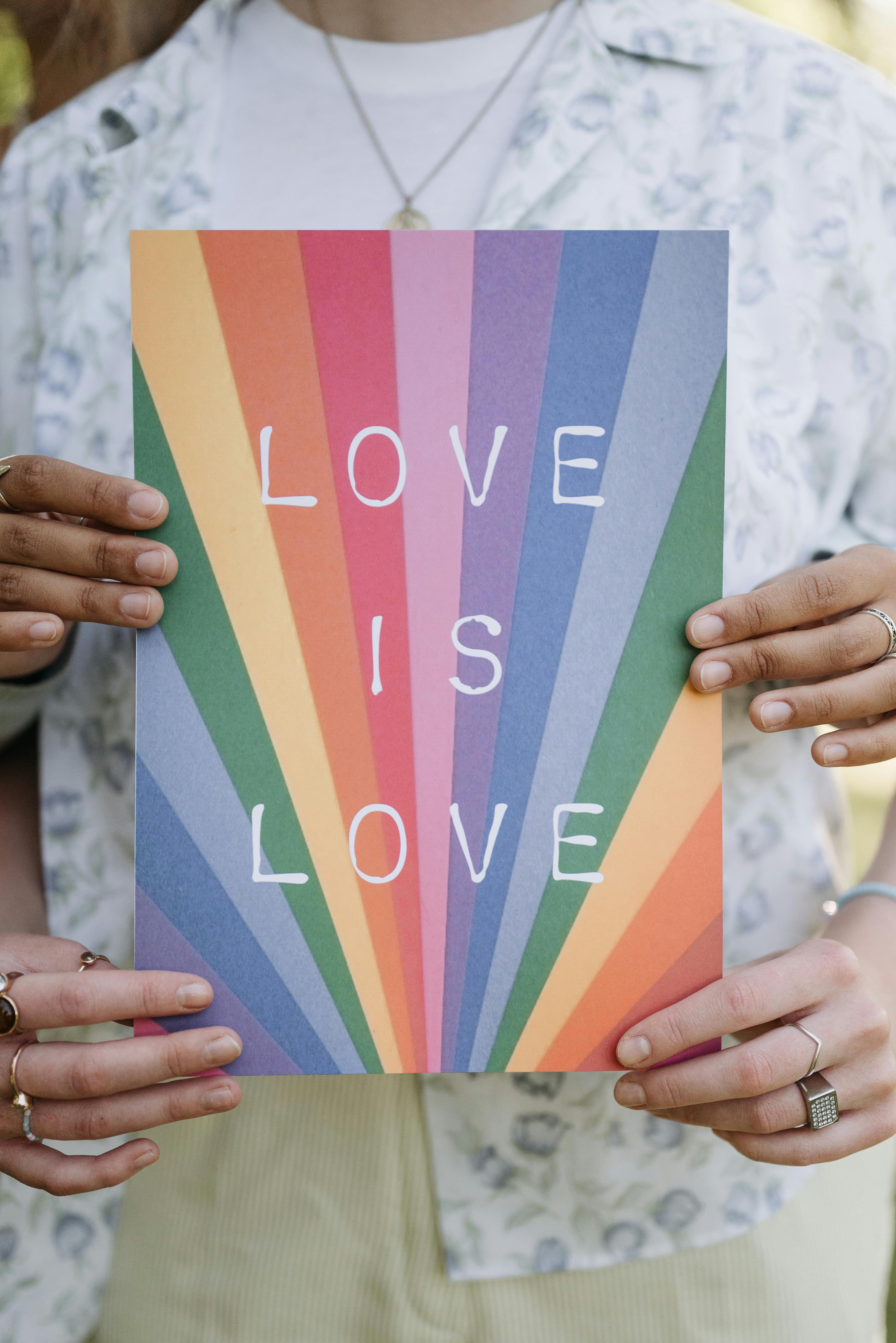 Pansexual vs Bisexual​: All the Differences