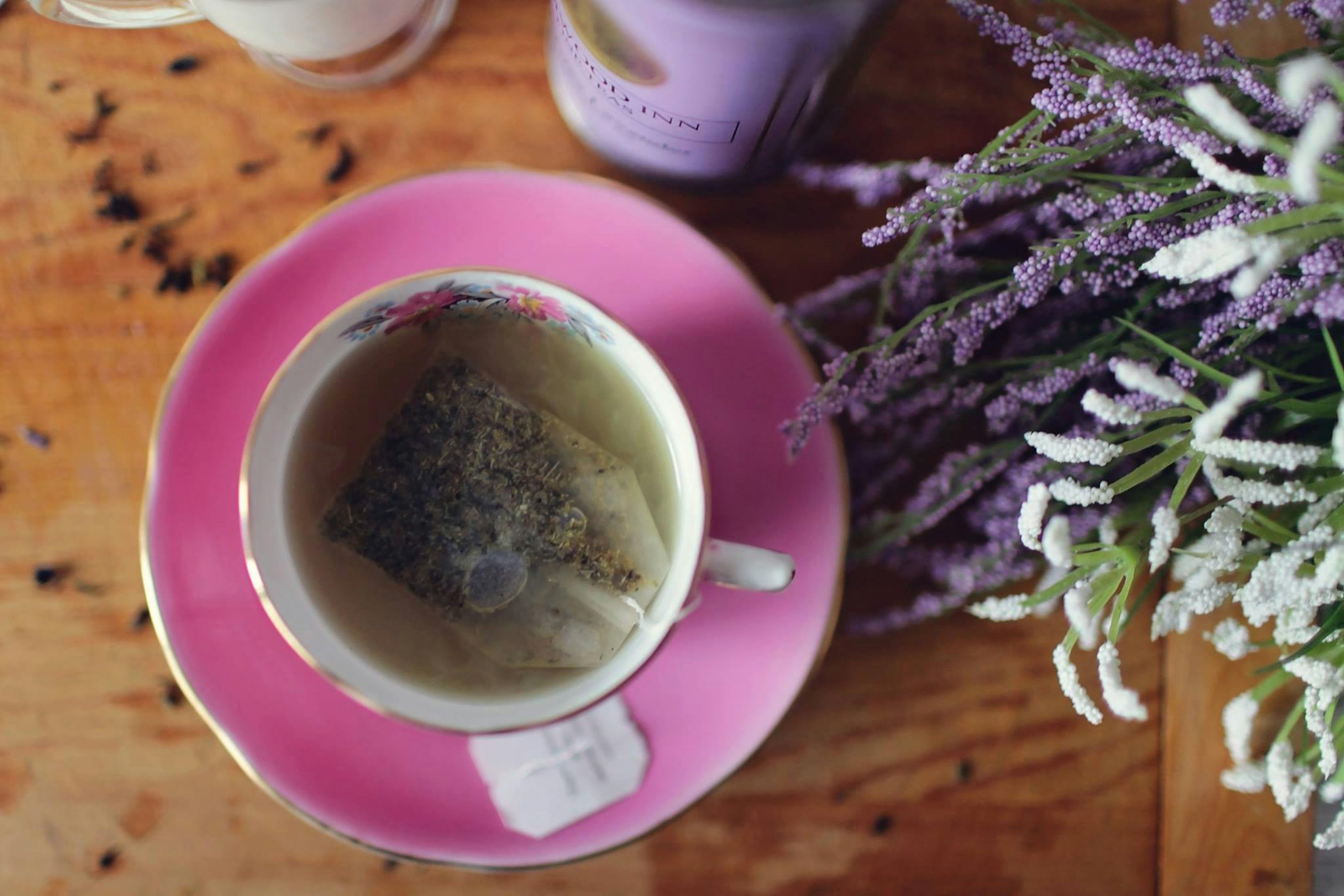 11 Amazing Lavender Tea Benefits​