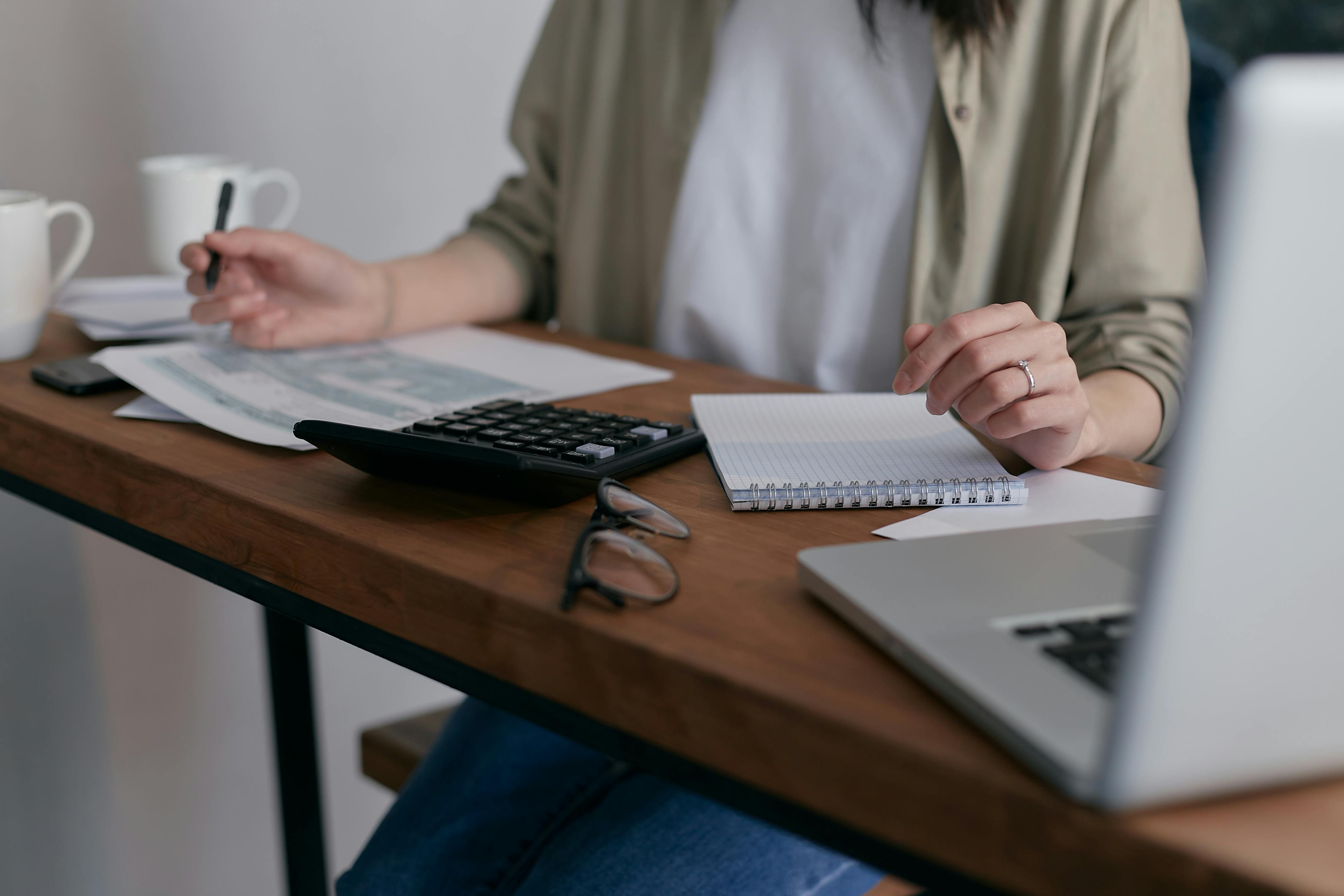 9 Actionable Tips to Beat Imposter Syndrome and Build Unshakable Confidence
